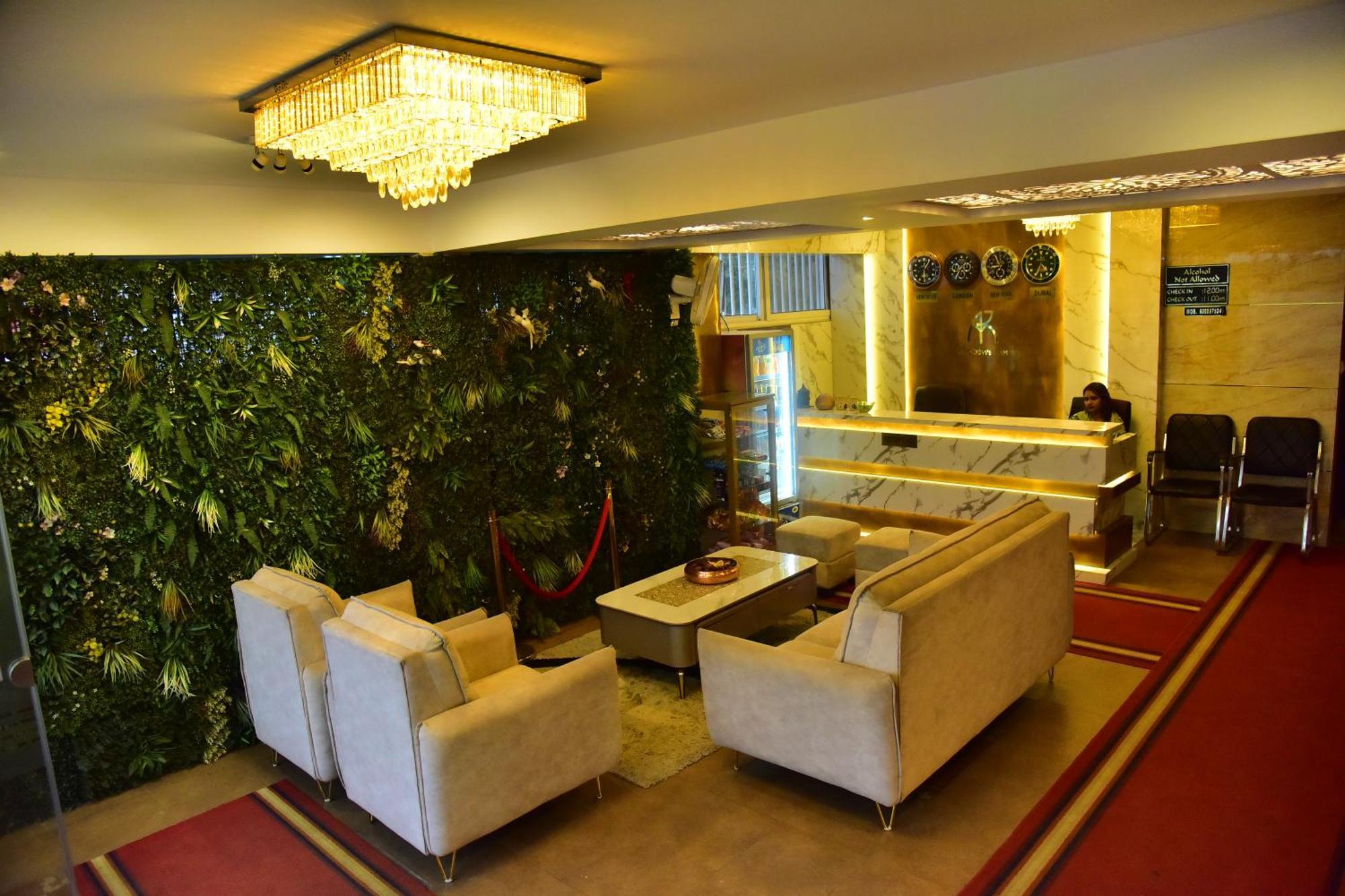 Meadows Inn Mysore Exterior photo